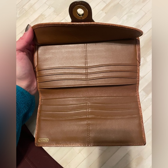 SOLD Coach Wallet - Picture 4 of 11